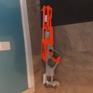 Nerf gun accustrike series type alphahawk.
